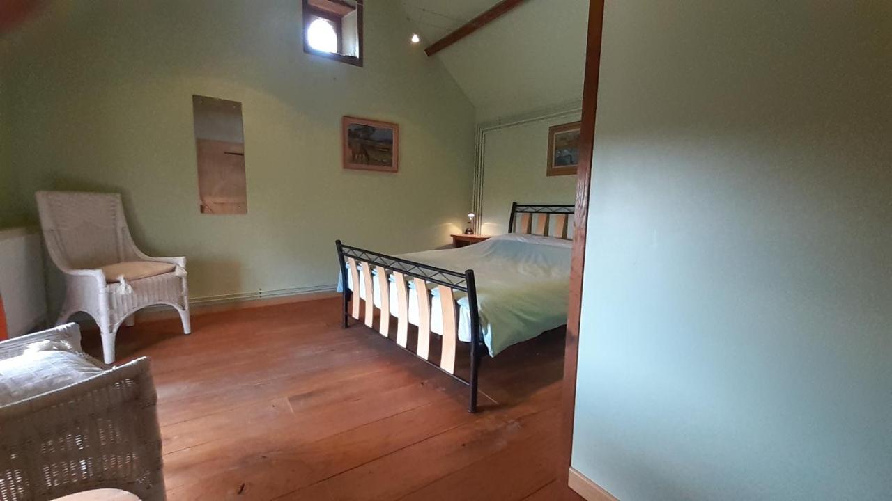Private Farmhouse For Six In The Countryside Saint-Pierre-sur-Orthe Luaran gambar