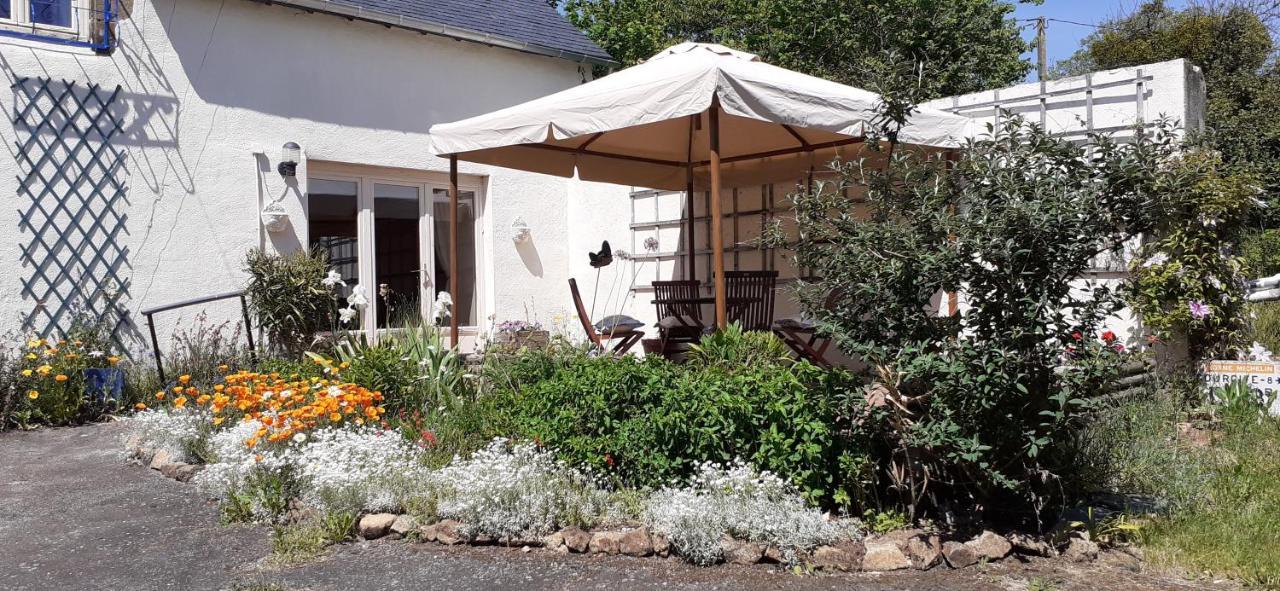 Private Farmhouse For Six In The Countryside Saint-Pierre-sur-Orthe Luaran gambar