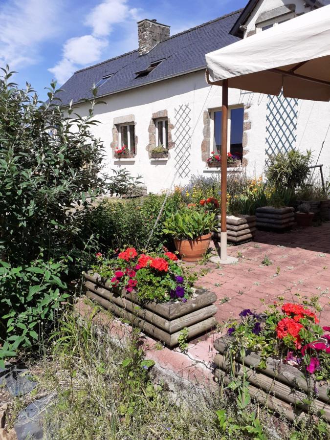 Private Farmhouse For Six In The Countryside Saint-Pierre-sur-Orthe Luaran gambar
