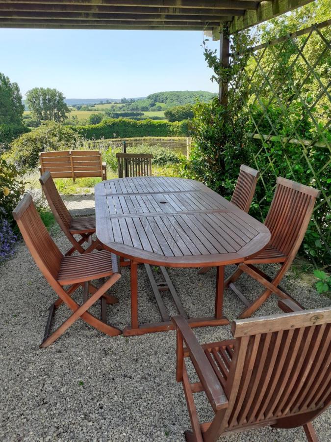 Private Farmhouse For Six In The Countryside Saint-Pierre-sur-Orthe Luaran gambar